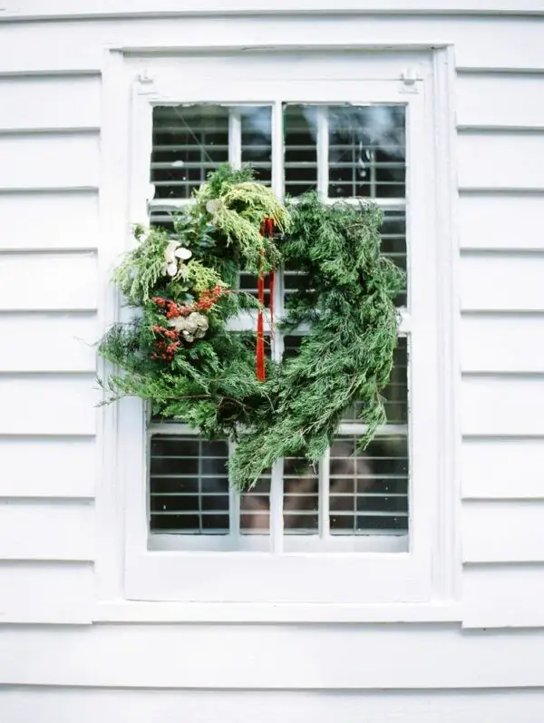 Scandinavian Inspired Holiday Wreath Making