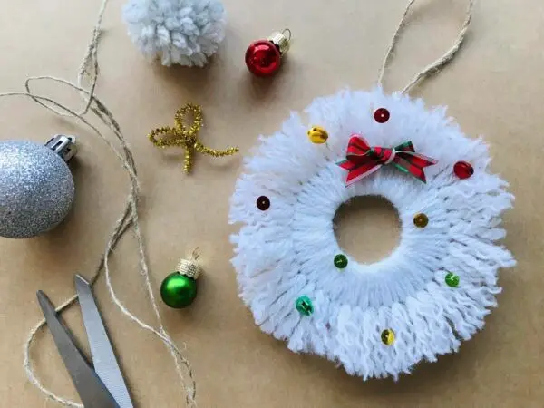 Cozy Yarn Wreath Ornaments