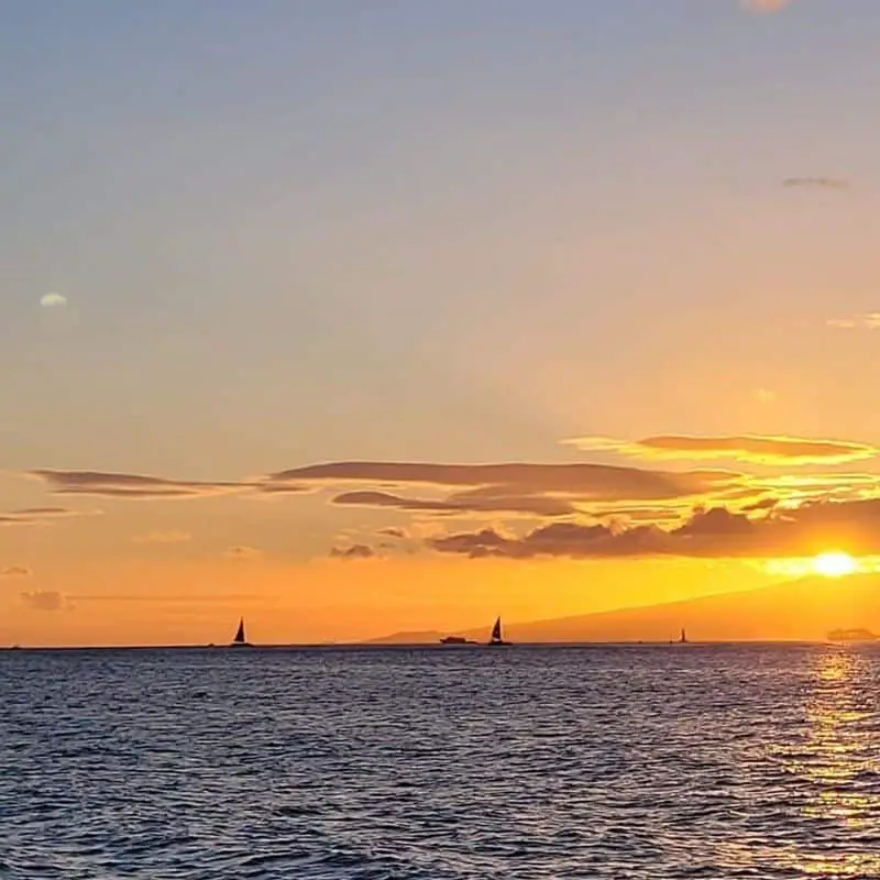 Top 3 best sunsets in Oahu tours