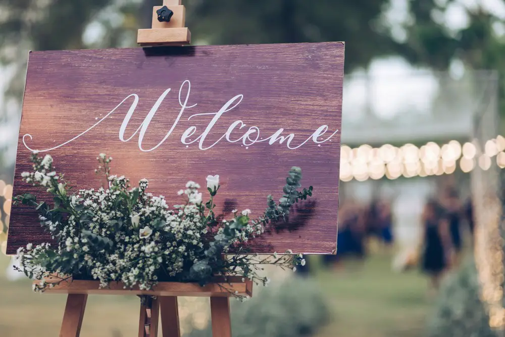 DIY Wedding Ideas for a Tight Budget