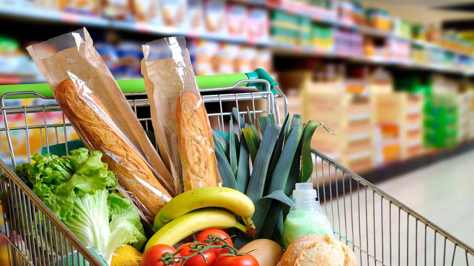 Spend Less: 18 Mistakes People Make When Grocery Shopping