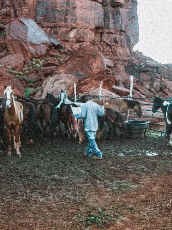 Our experience Horseback riding in Monument Valley