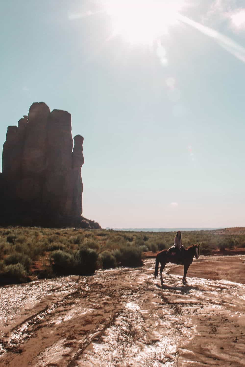 How to See the Best Monument Valley Sunrise in 2024 for a Stunning Experience (Complete Guide)