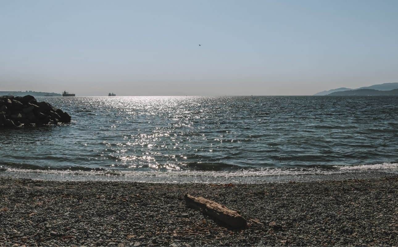 Ambleside Beach