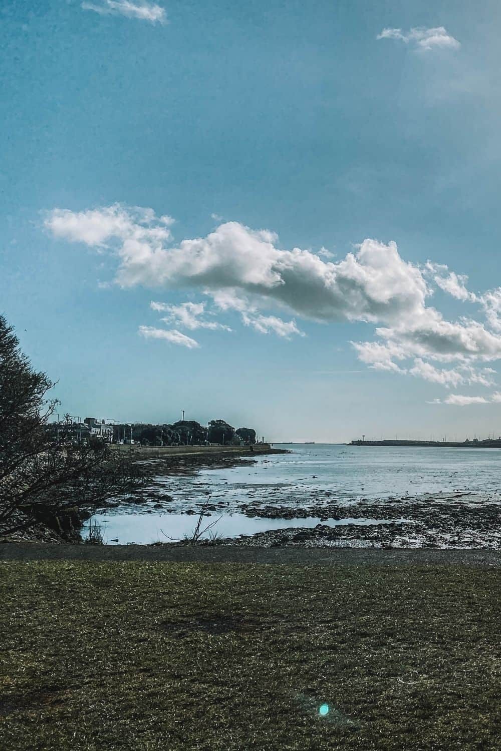 Clontarf promenade (15 min walk)