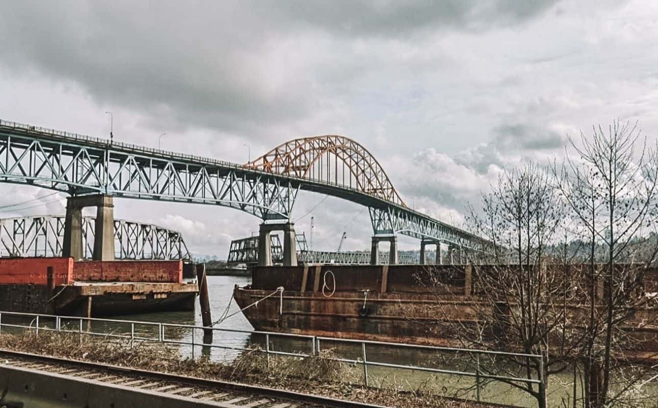 Bridges in Vancouver build in an arch structure