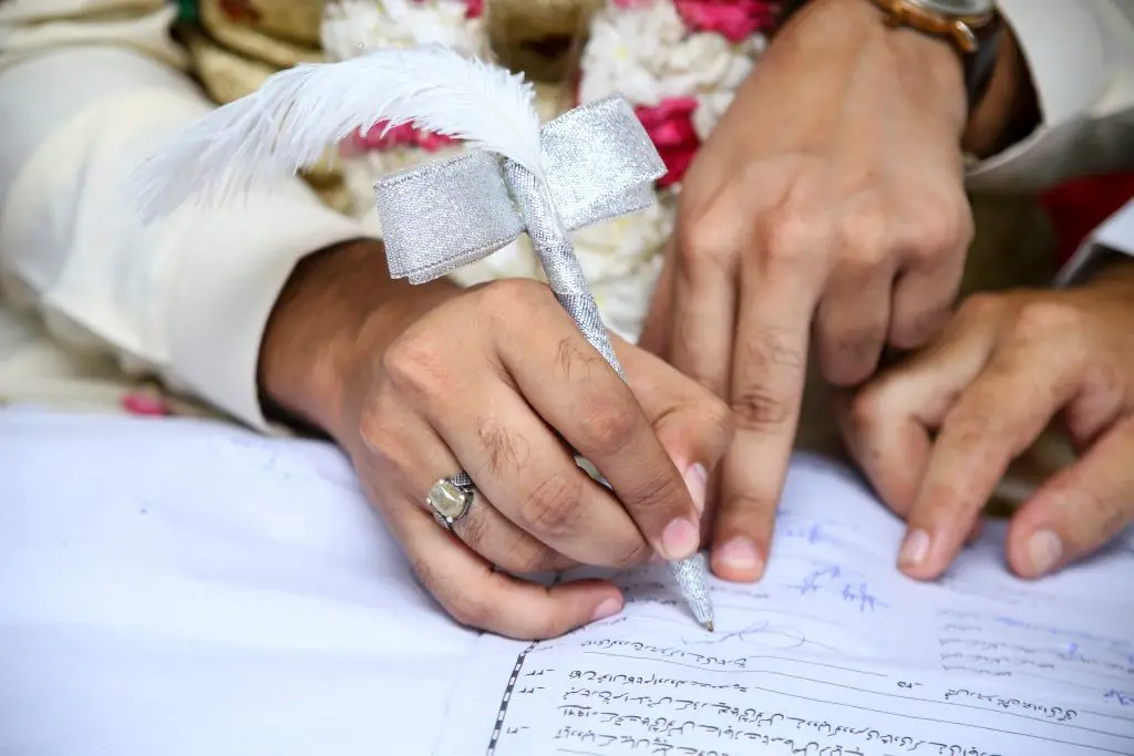 What is the Difference Between a Marriage License and a Marriage Certificate?