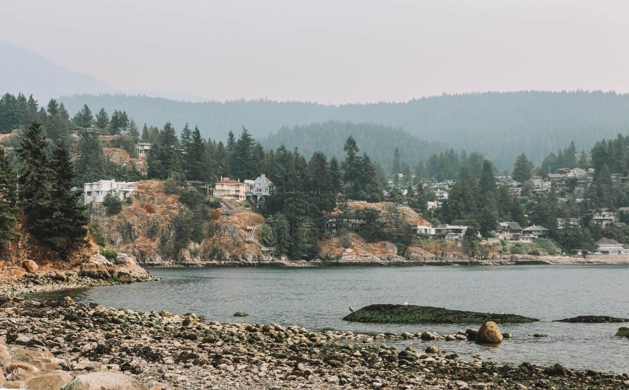 Whytecliff Park, a free Vancouver date to see wildlife