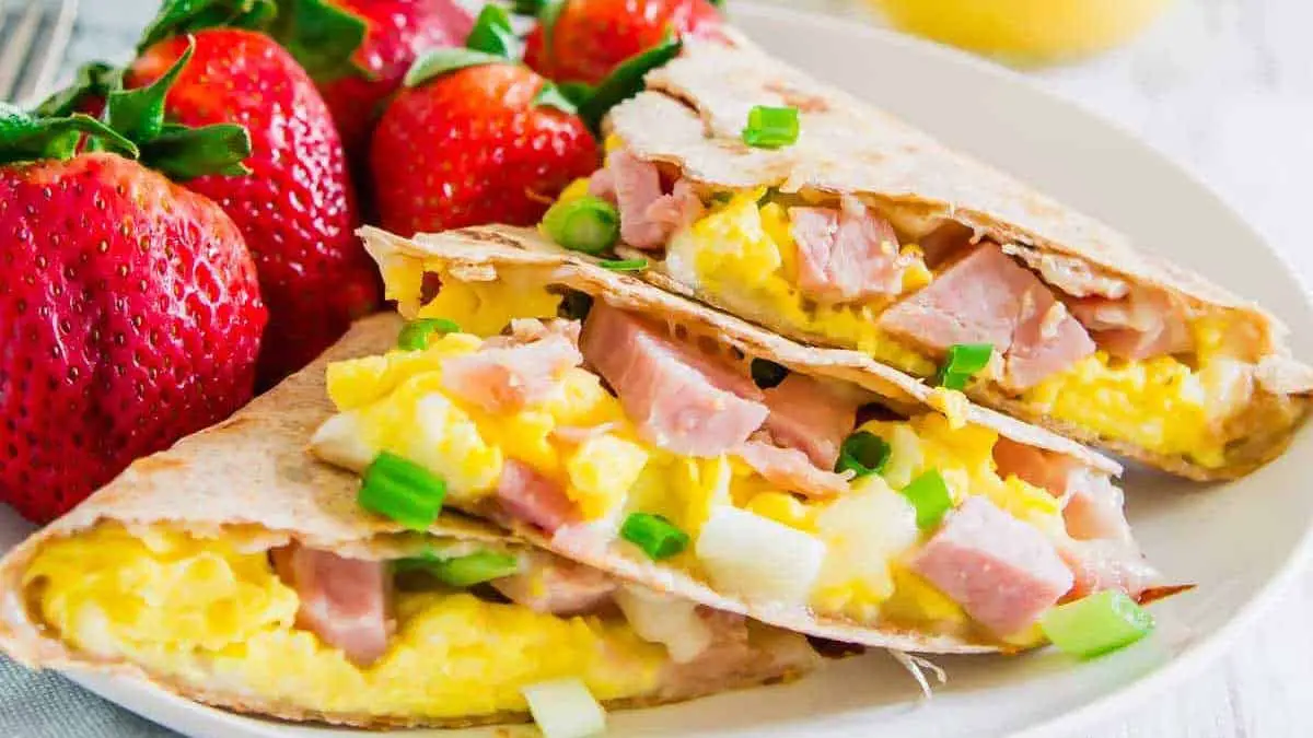 Easy Breakfast Quesadilla